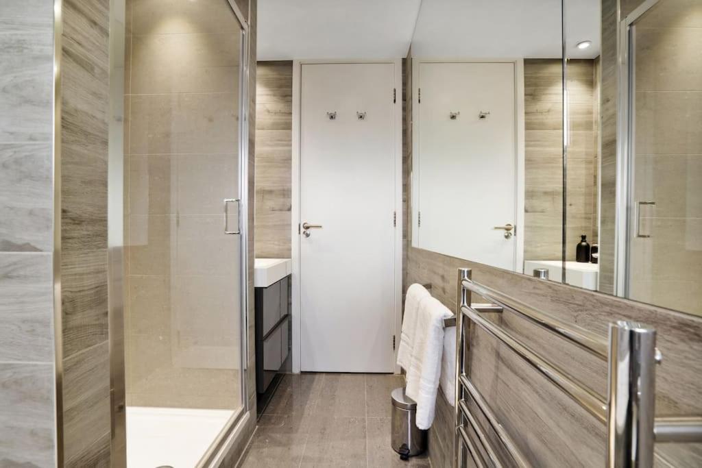 The Camden Suite Bright & Beautiful 2-Bed City Retreat Londres Exterior foto