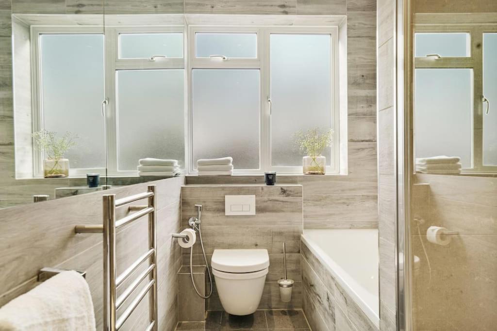 The Camden Suite Bright & Beautiful 2-Bed City Retreat Londres Exterior foto